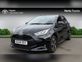Used Toyota Yaris 2024 for sale - 79054241: Photo