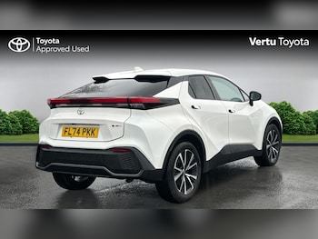 Used Toyota C-HR 2024 for sale - 77136806: Photo