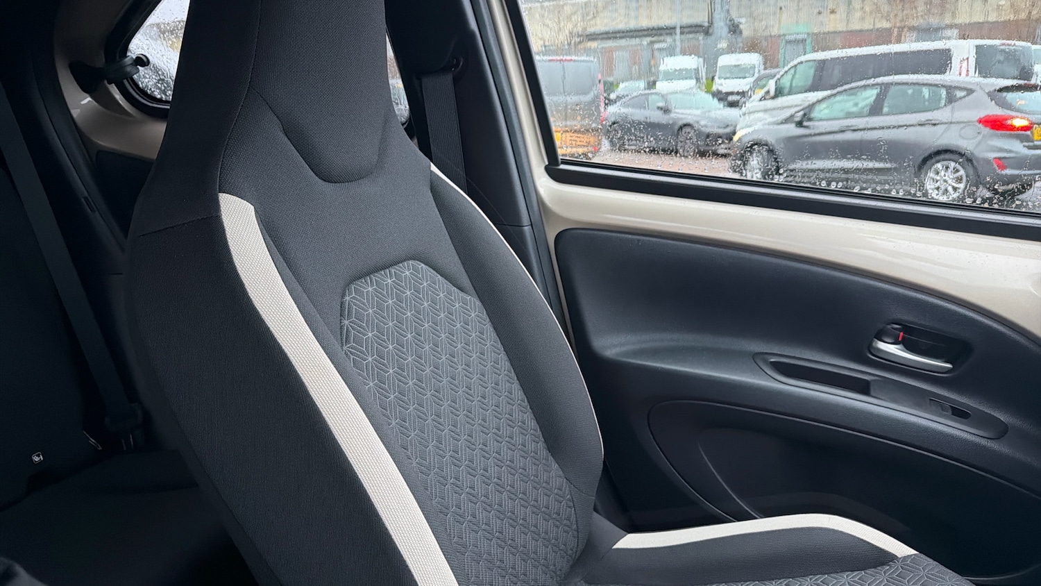 Used Toyota Aygo X 2023 for sale - 77220676: Photo 20