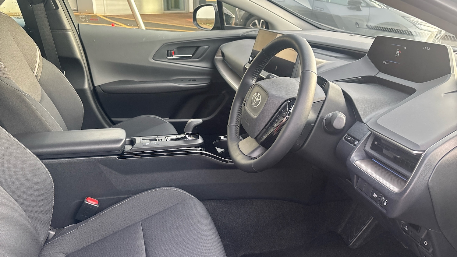 Used Toyota Prius 2025 for sale - 76818702: Photo 11