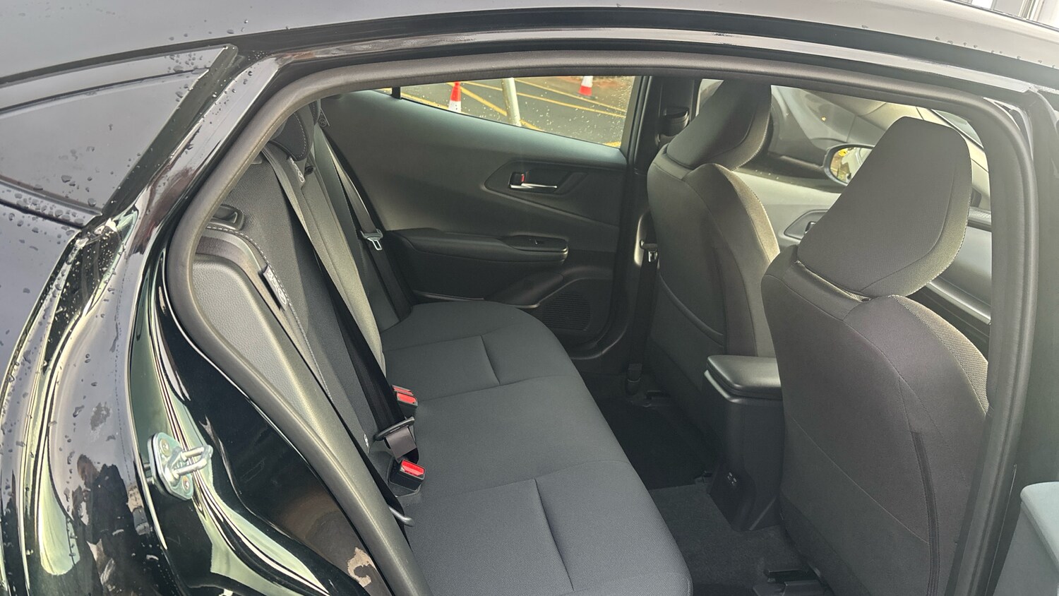 Used Toyota Prius 2025 for sale - 76818702: Photo 12