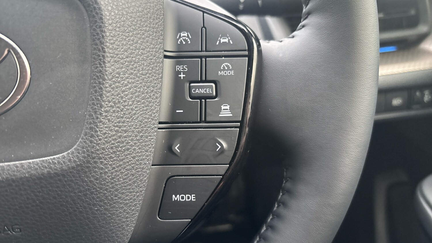 Used Toyota Prius 2025 for sale - 76818702: Photo 27