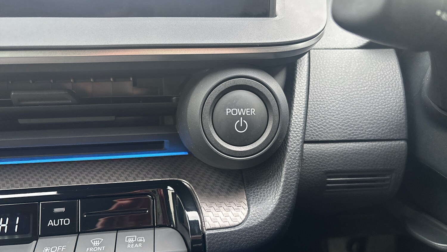 Used Toyota Prius 2025 for sale - 76818702: Photo 33