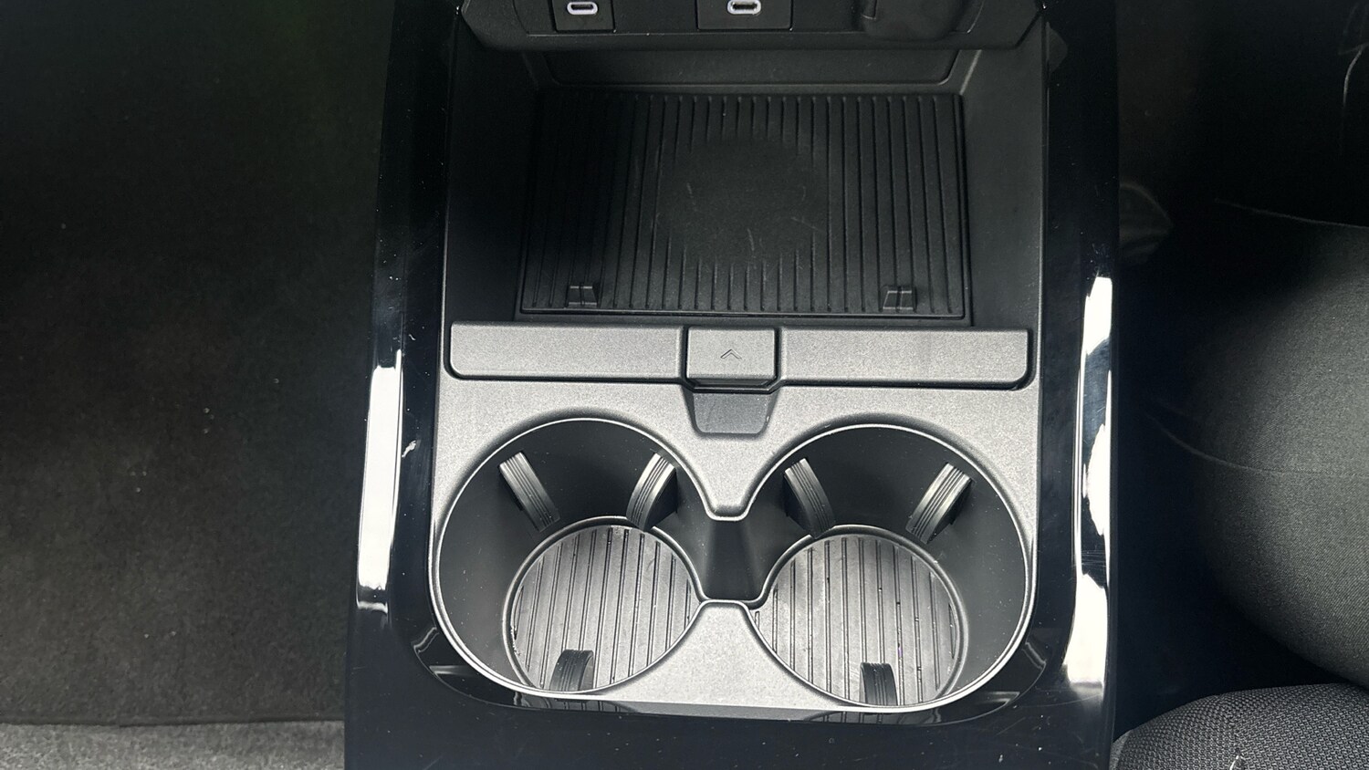 Used Toyota Prius 2025 for sale - 76818702: Photo 45