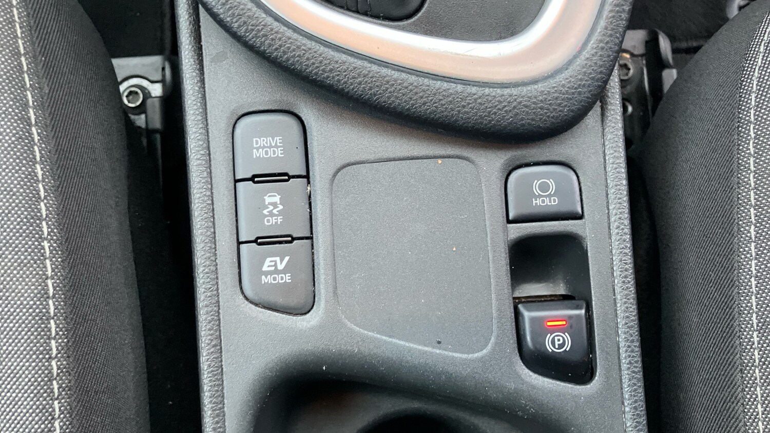 Used Toyota Yaris 2023 for sale - 77830430: Photo 34