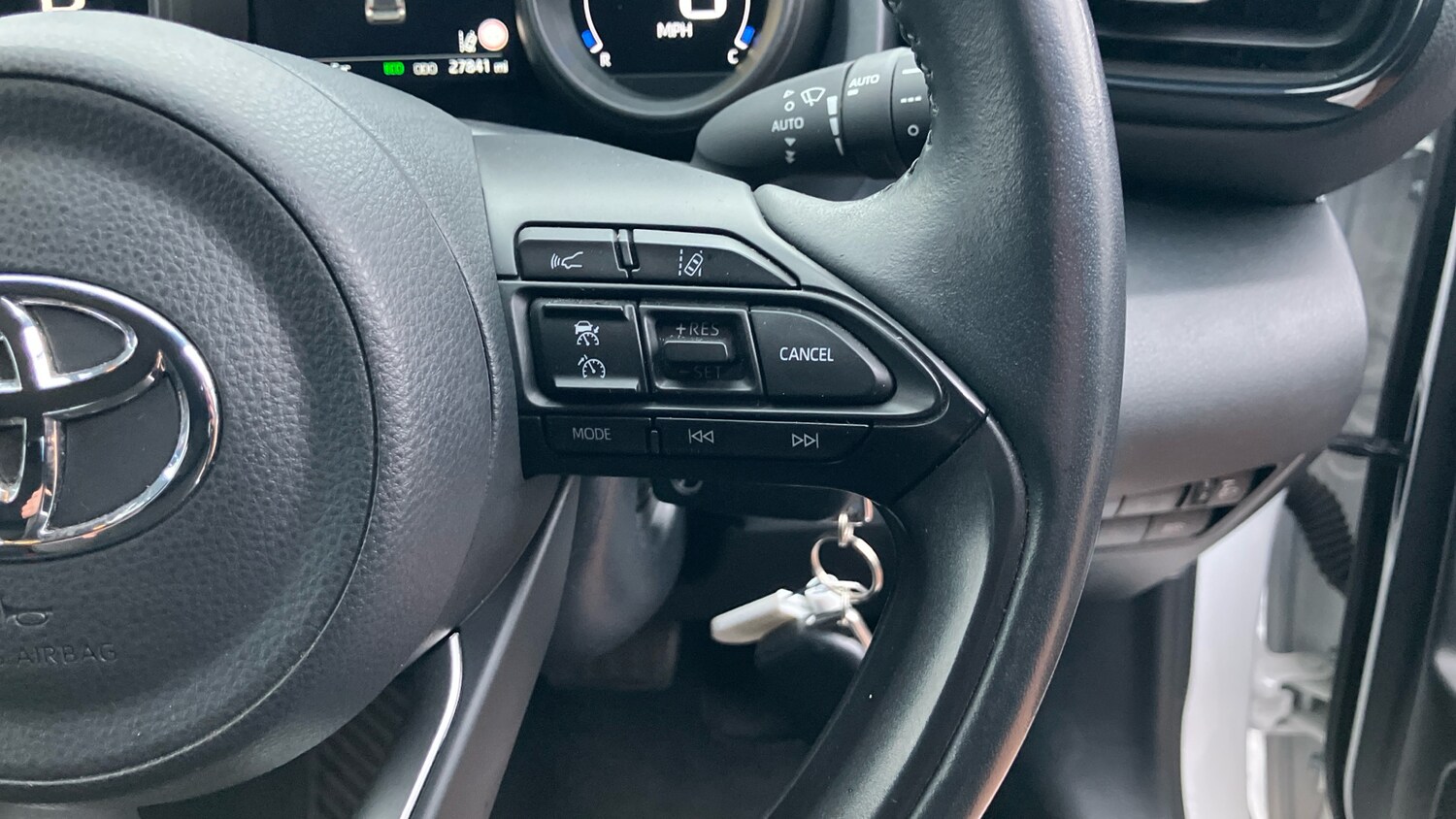 Used Toyota Yaris 2023 for sale - 77830430: Photo 38