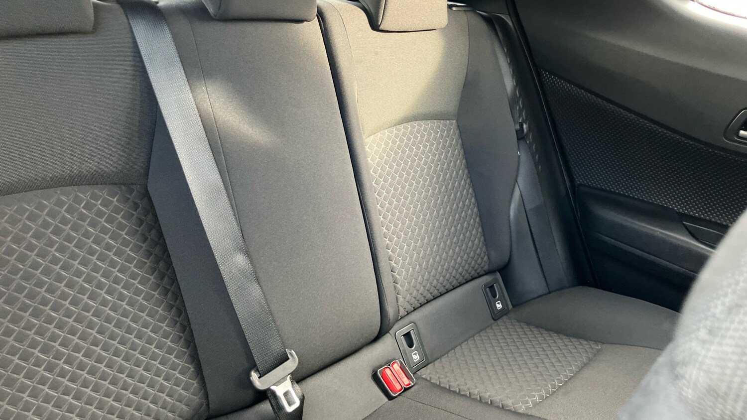 Used Toyota C-HR 2022 for sale - 77420116: Photo 20