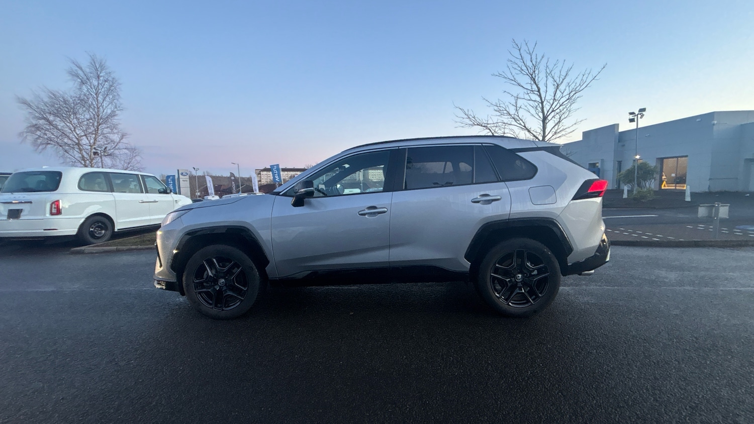 Used Toyota RAV4 2025 for sale - 76984665: Photo 17