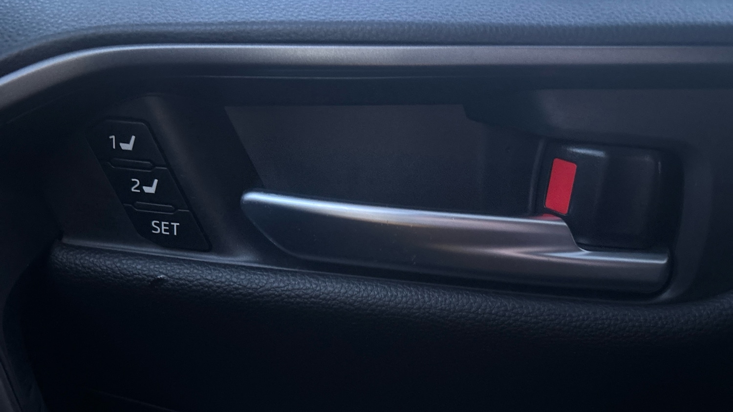 Used Toyota RAV4 2025 for sale - 76984665: Photo 28