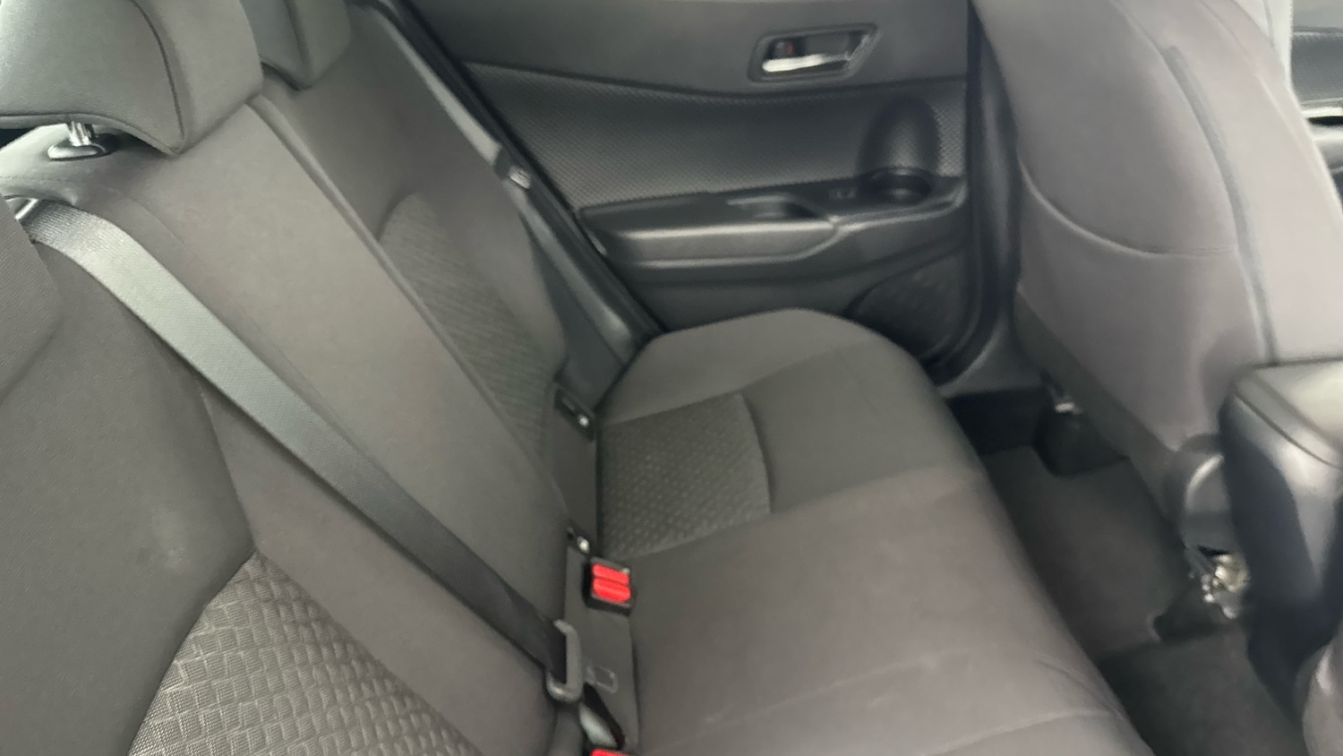 Used Toyota C-HR 2023 for sale - 77061337: Photo 12