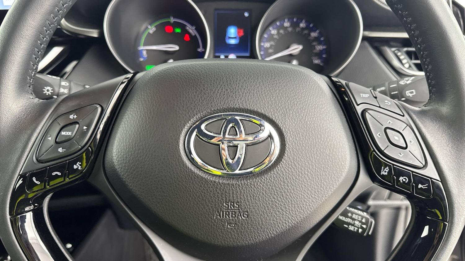 Used Toyota C-HR 2023 for sale - 77061337: Photo 8
