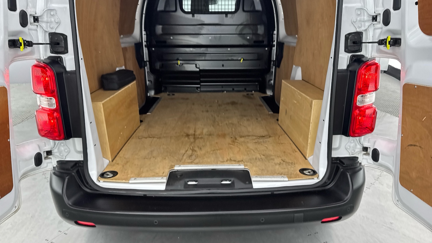 Used Toyota ProAce 2023 for sale - 76719171: Photo 14