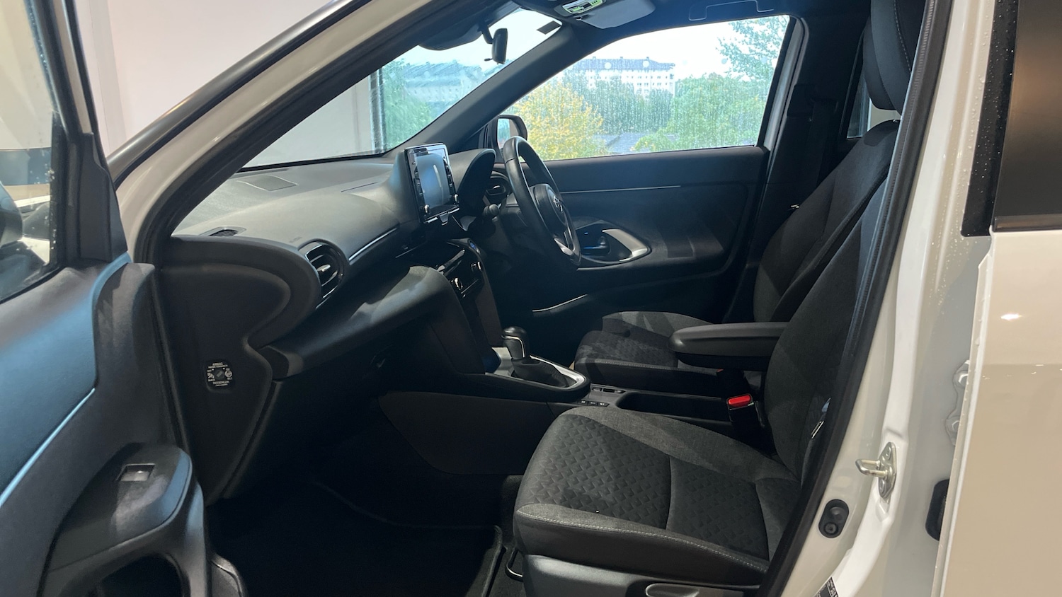 Used Toyota Yaris Cross 2022 for sale - 76142349: Photo 10