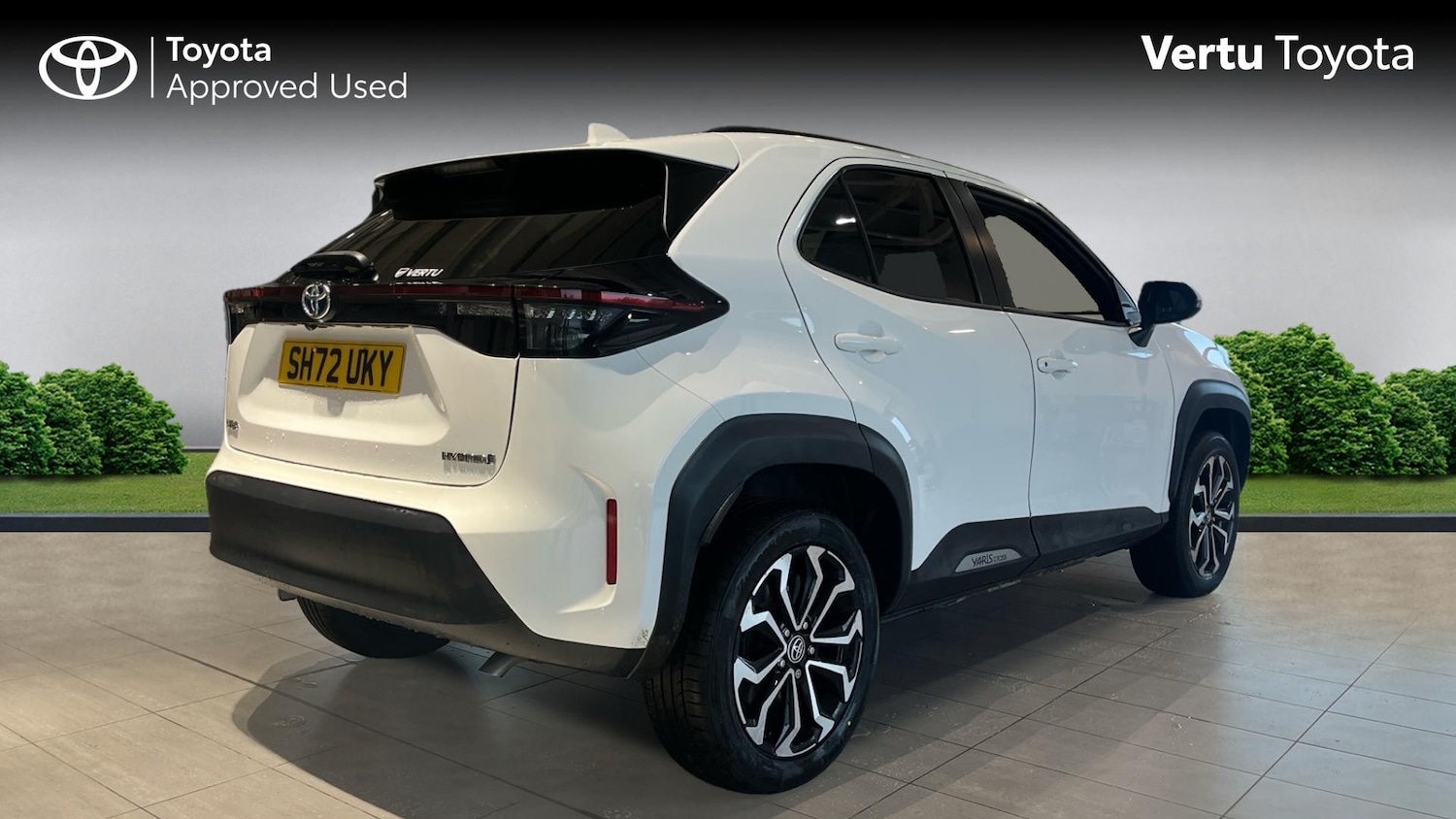 Used Toyota Yaris Cross 2022 for sale - 76142349: Photo 2