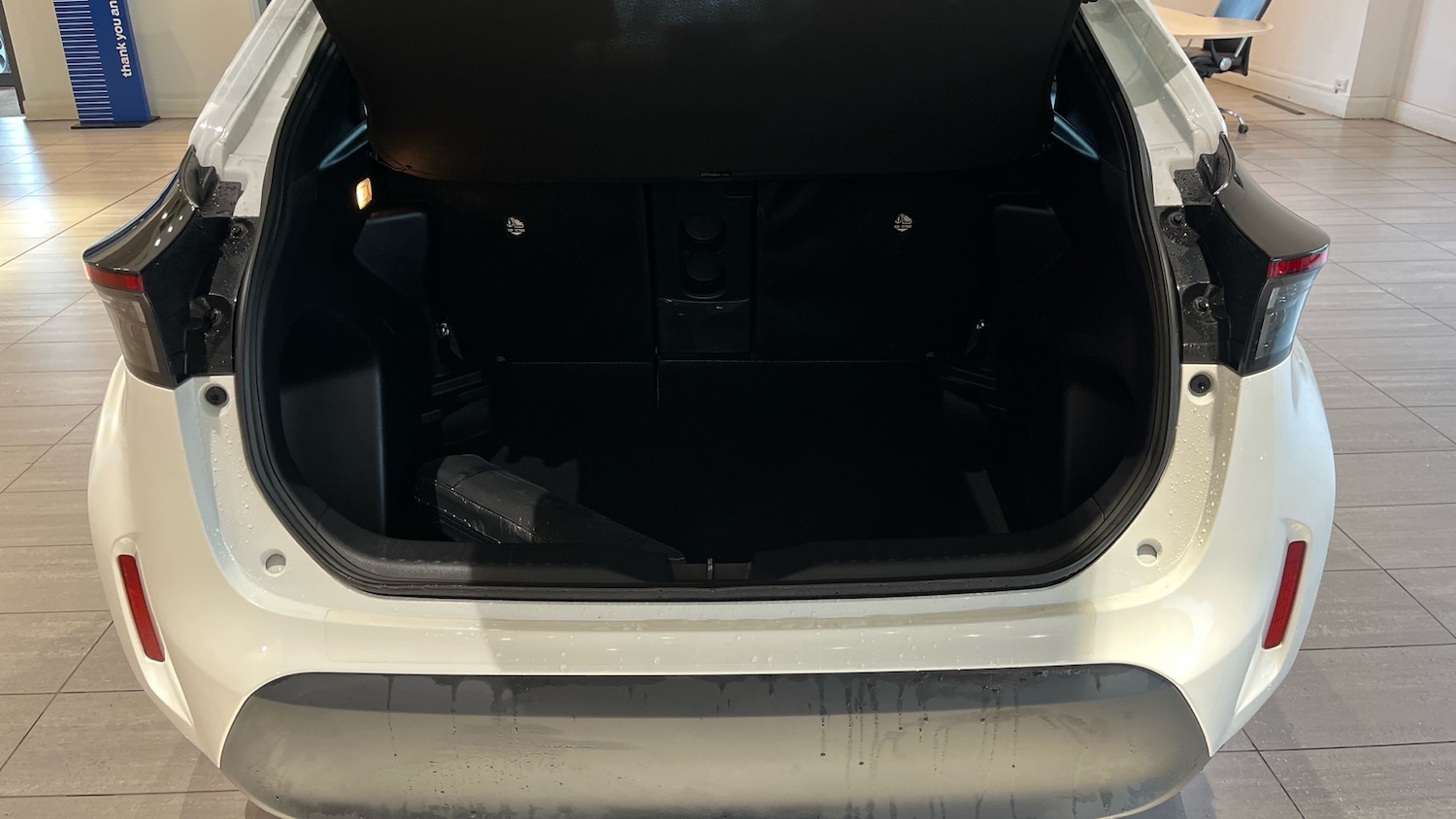Used Toyota Yaris Cross 2022 for sale - 76142349: Photo 37