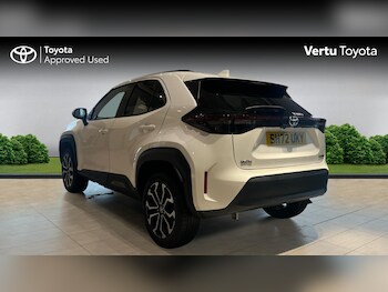 Used Toyota Yaris Cross 2022 for sale - 76142349: Photo 4