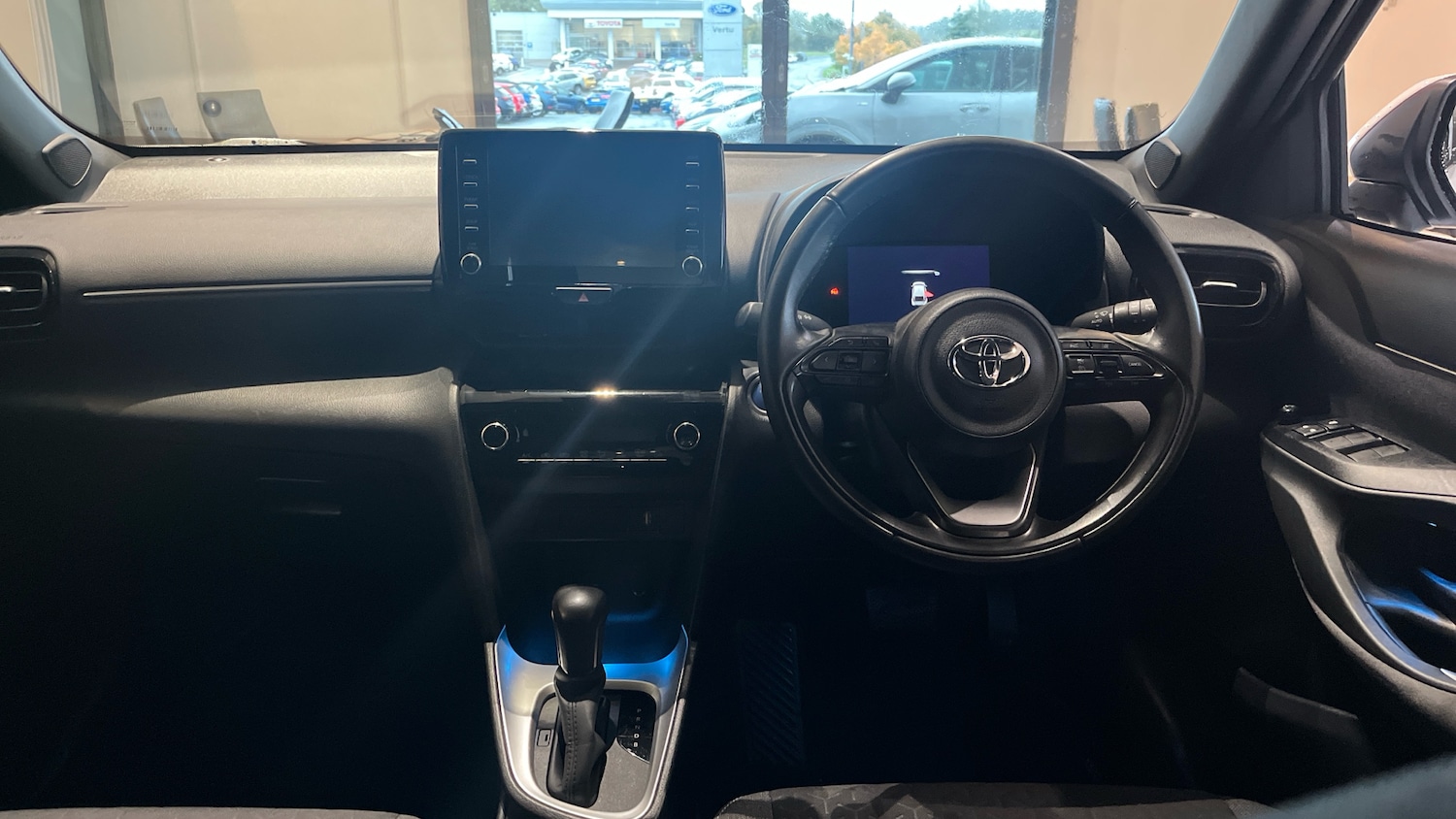Used Toyota Yaris Cross 2022 for sale - 76142349: Photo 5
