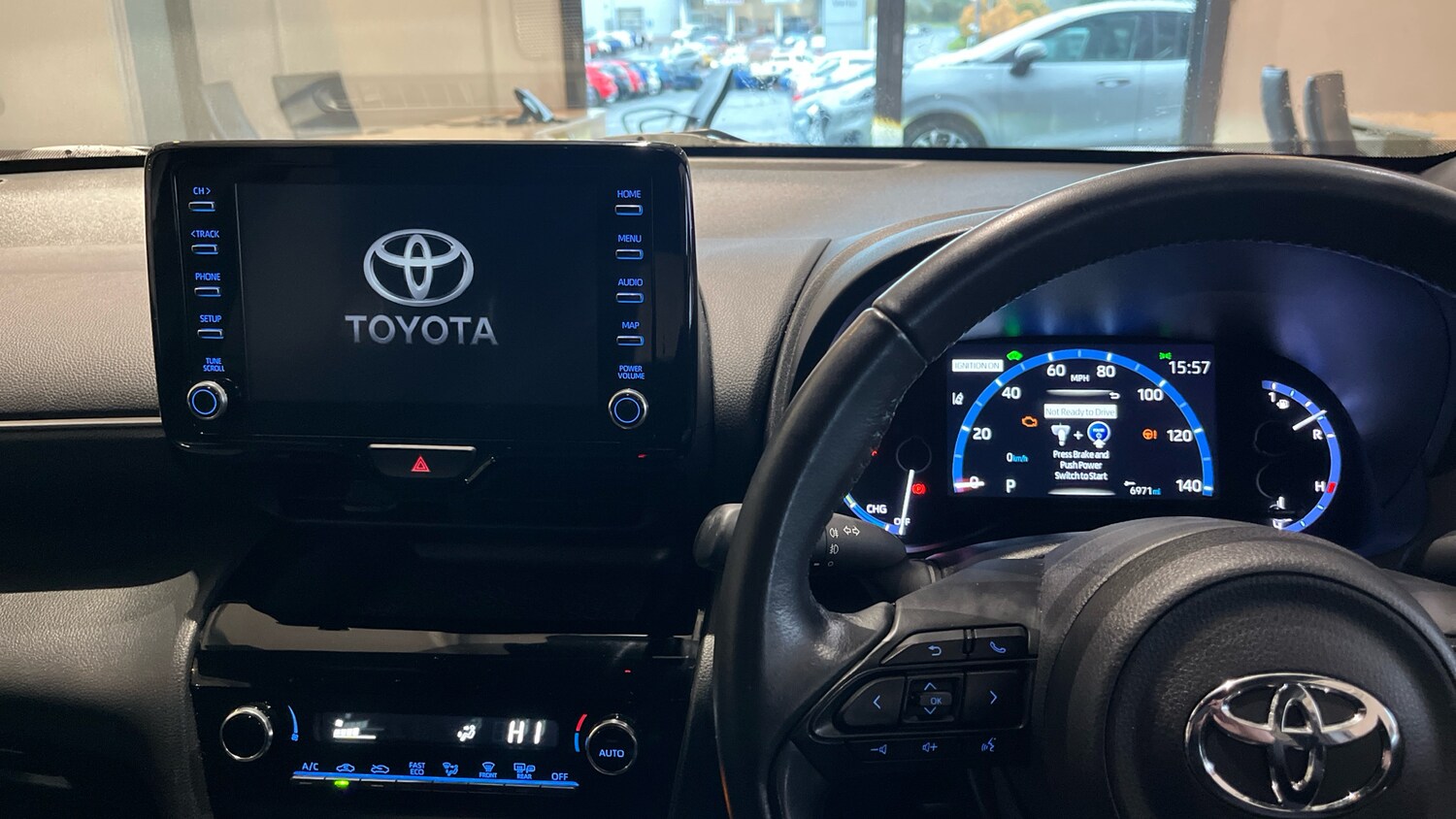 Used Toyota Yaris Cross 2022 for sale - 76142349: Photo 8