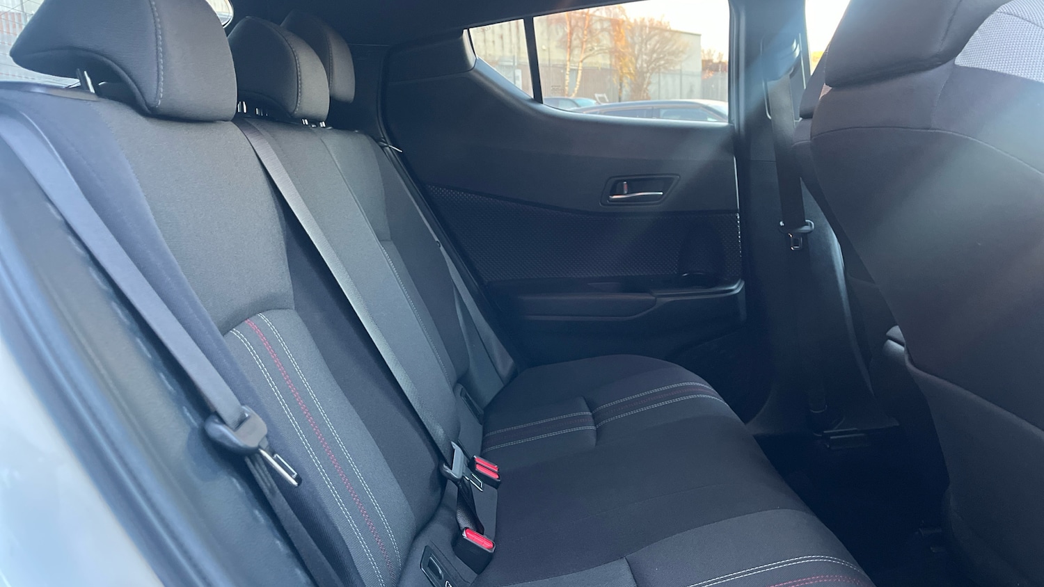 Used Toyota C-HR 2022 for sale - 76904900: Photo 12