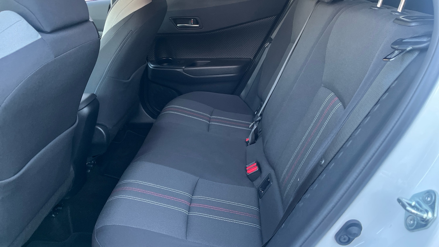 Used Toyota C-HR 2022 for sale - 76904900: Photo 13