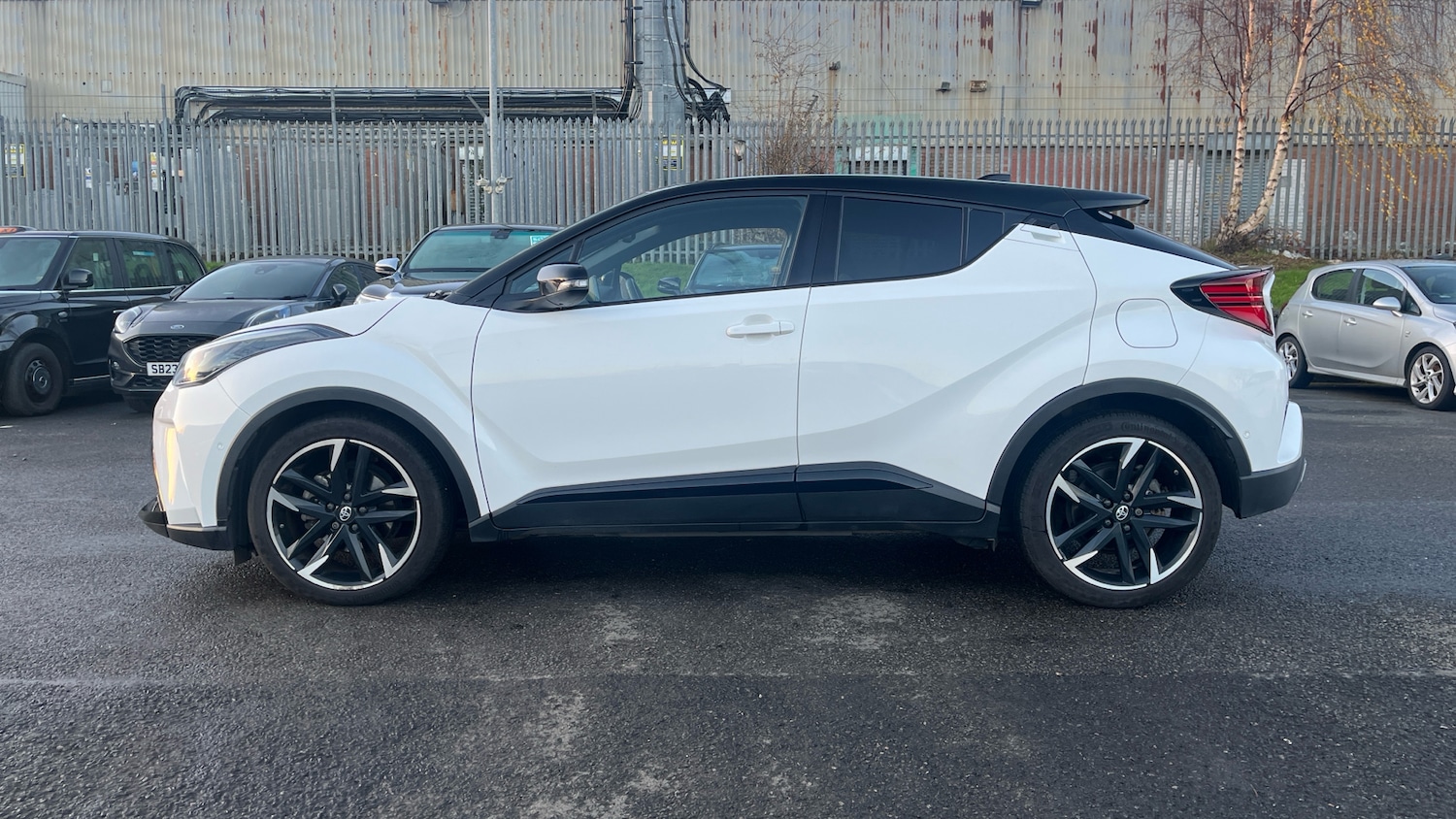 Used Toyota C-HR 2022 for sale - 76904900: Photo 17