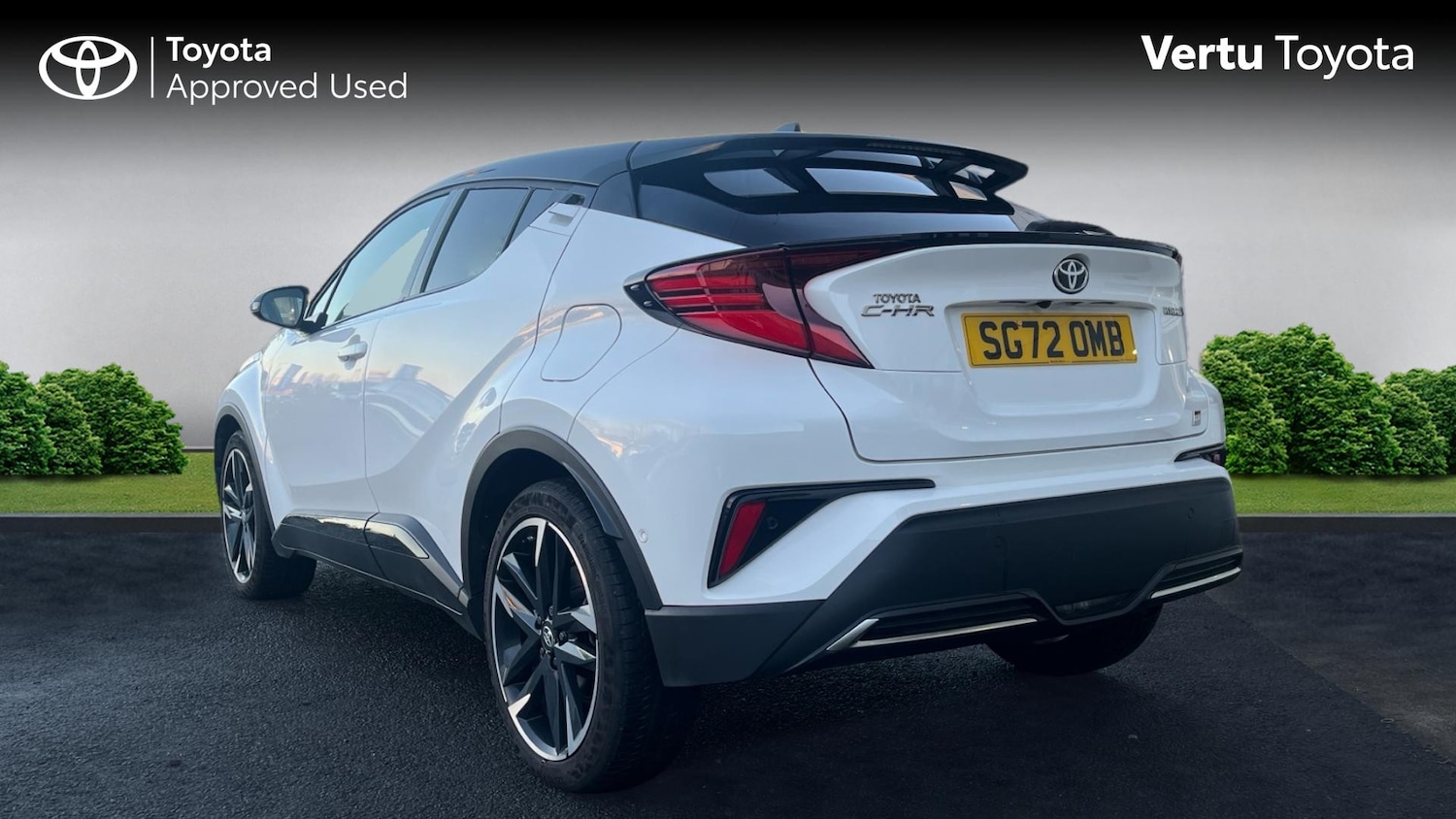 Used Toyota C-HR 2022 for sale - 76904900: Photo 2