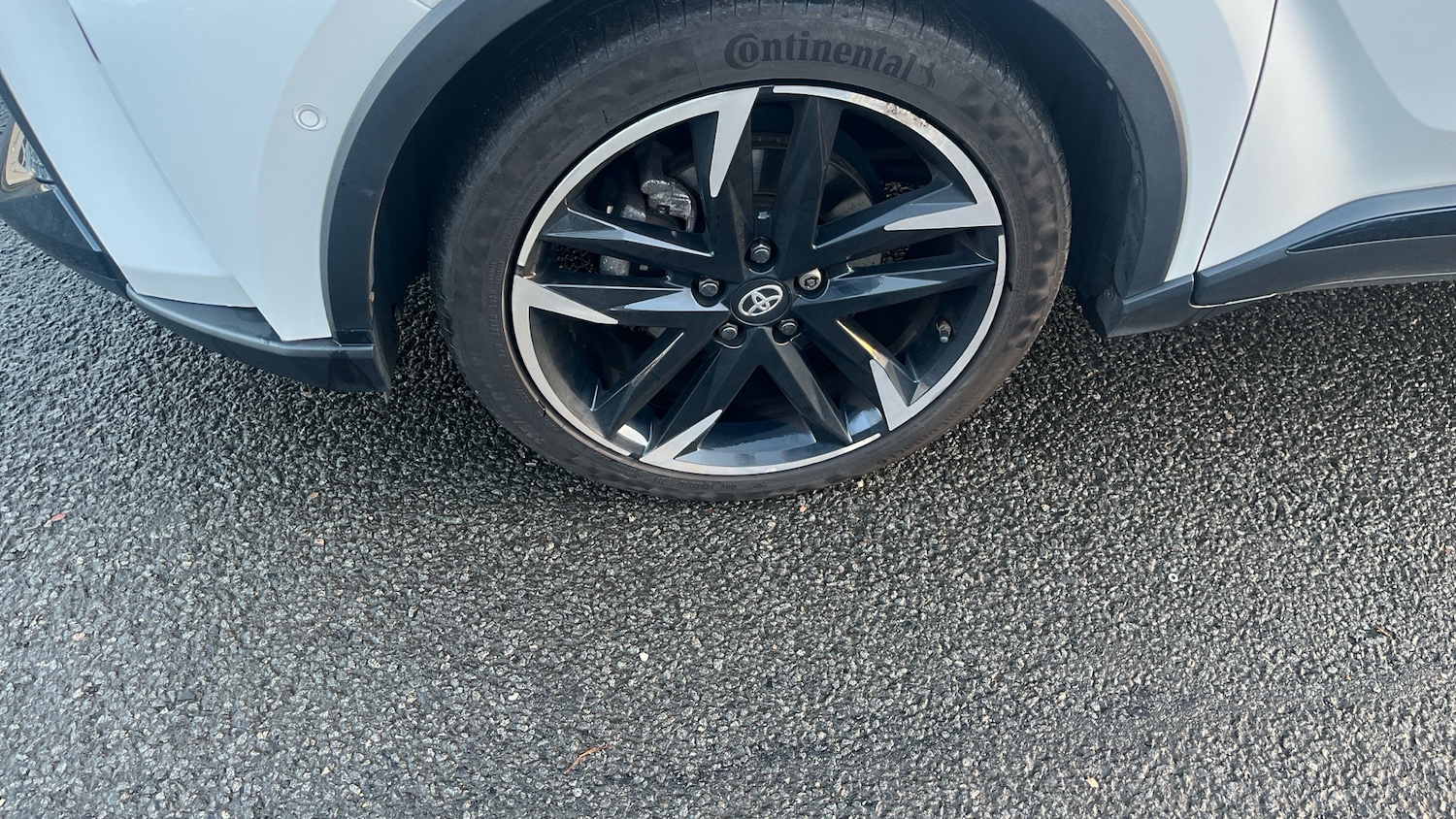 Used Toyota C-HR 2022 for sale - 76904900: Photo 32