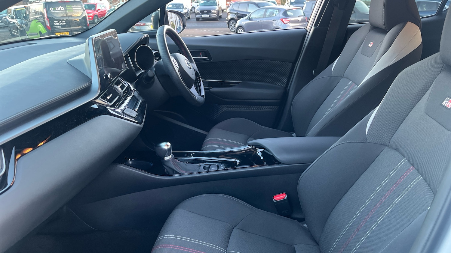 Used Toyota C-HR 2022 for sale - 76904900: Photo 53