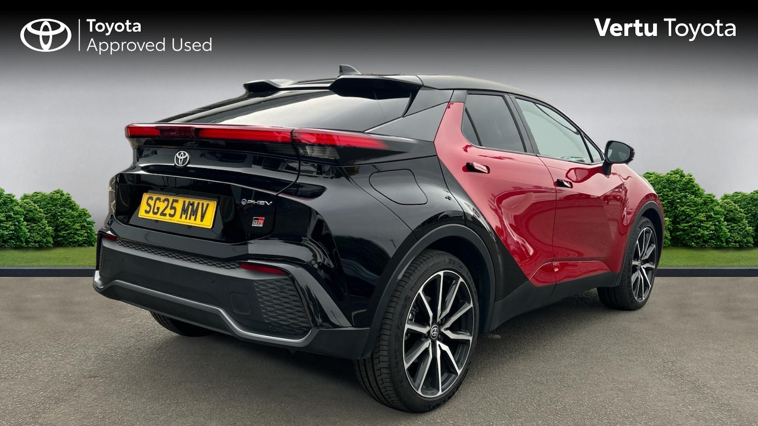 Used Toyota C-HR 2025 for sale - 76114211: Photo 2
