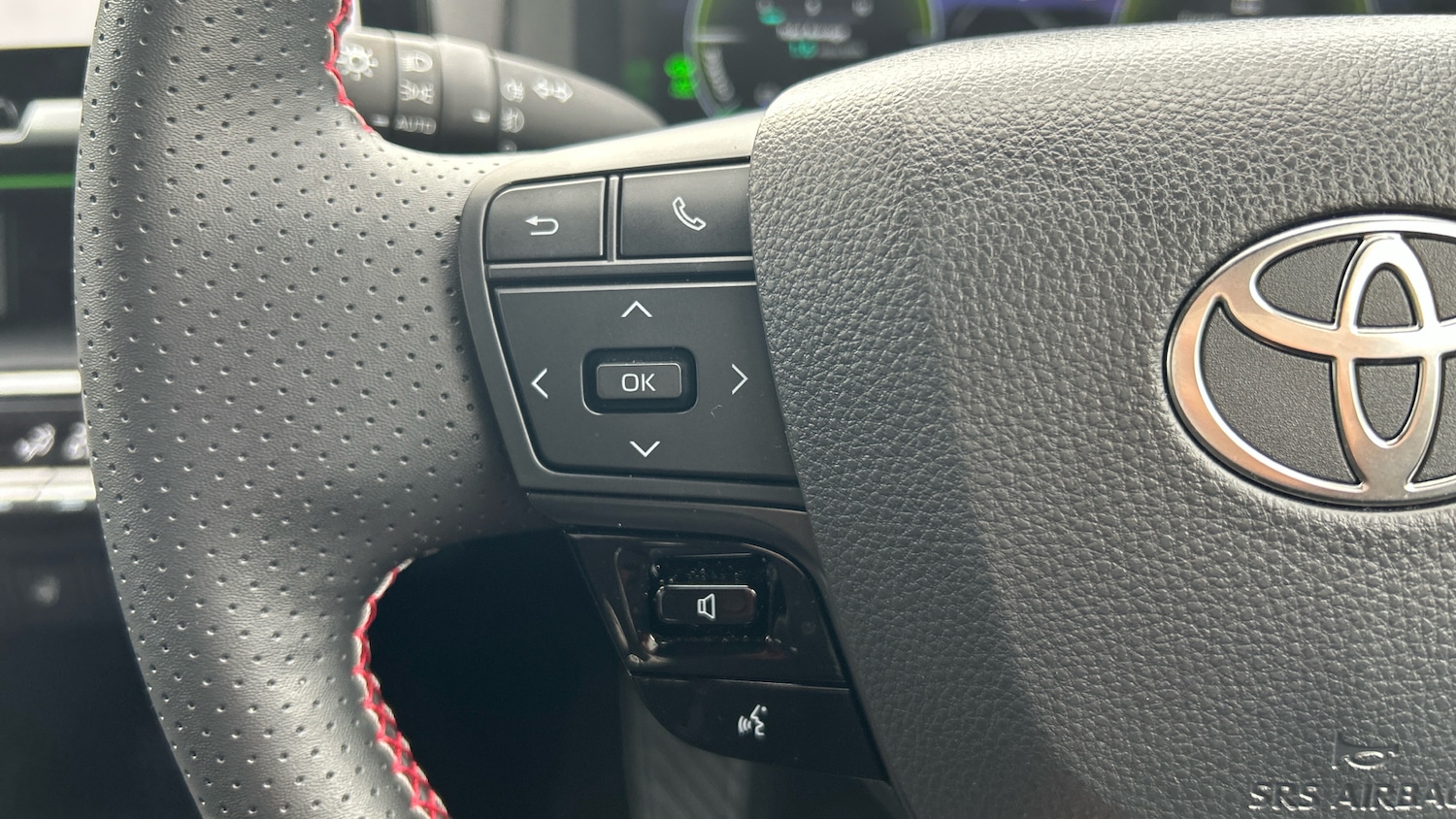 Used Toyota C-HR 2025 for sale - 76114211: Photo 32