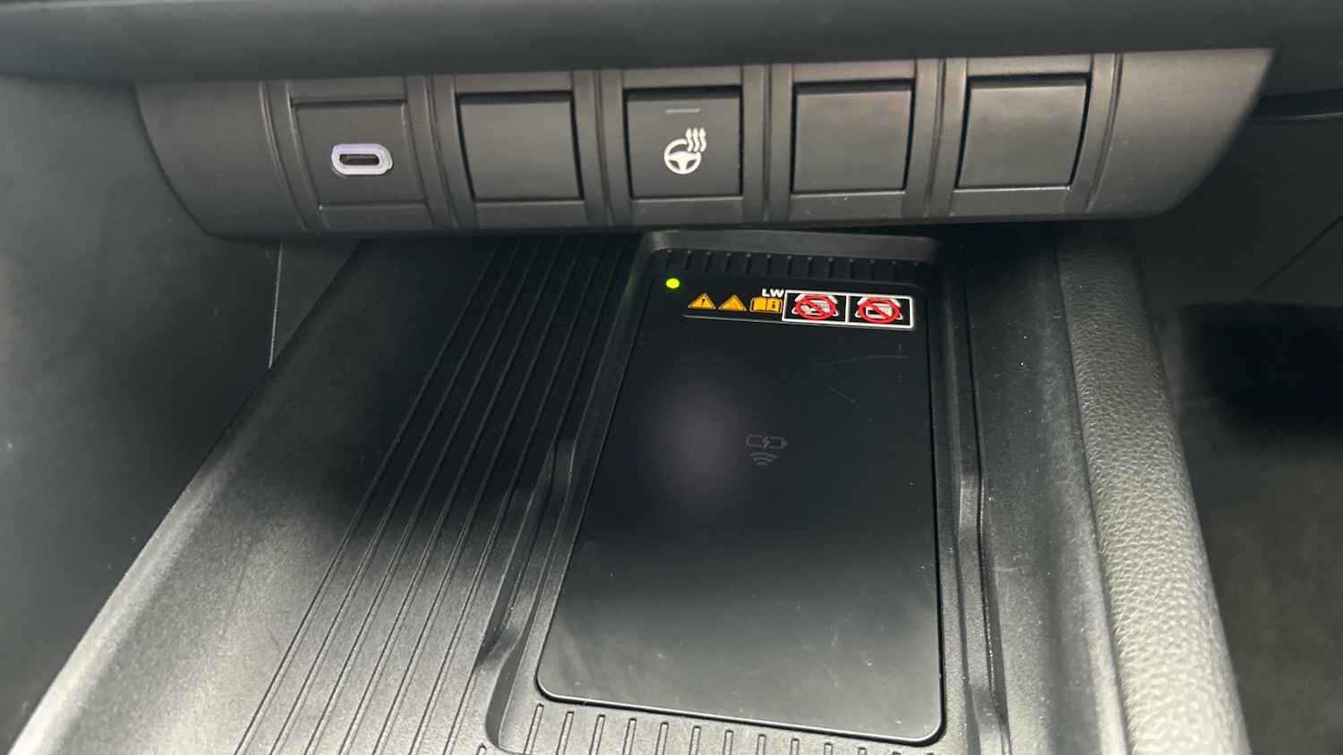 Used Toyota C-HR 2025 for sale - 76114211: Photo 40