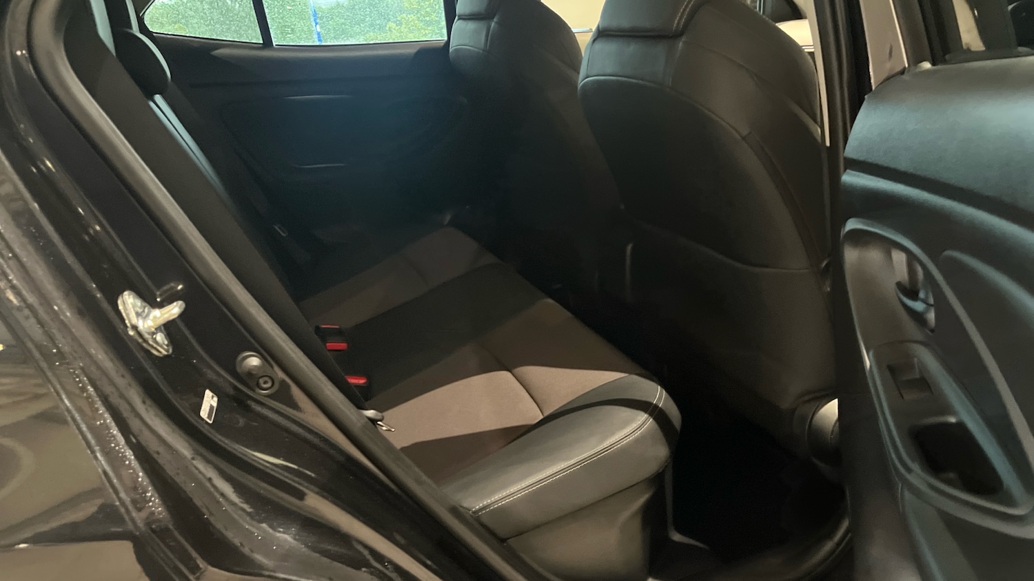 Used Toyota Yaris Cross 2023 for sale - 76127929: Photo 35