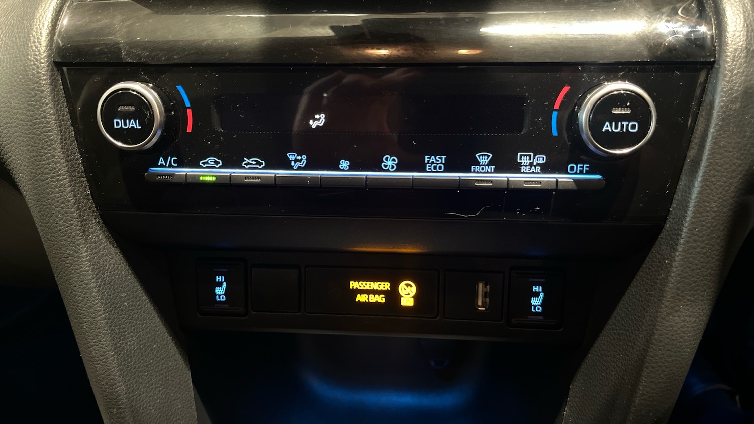 Used Toyota Yaris Cross 2023 for sale - 76127929: Photo 41
