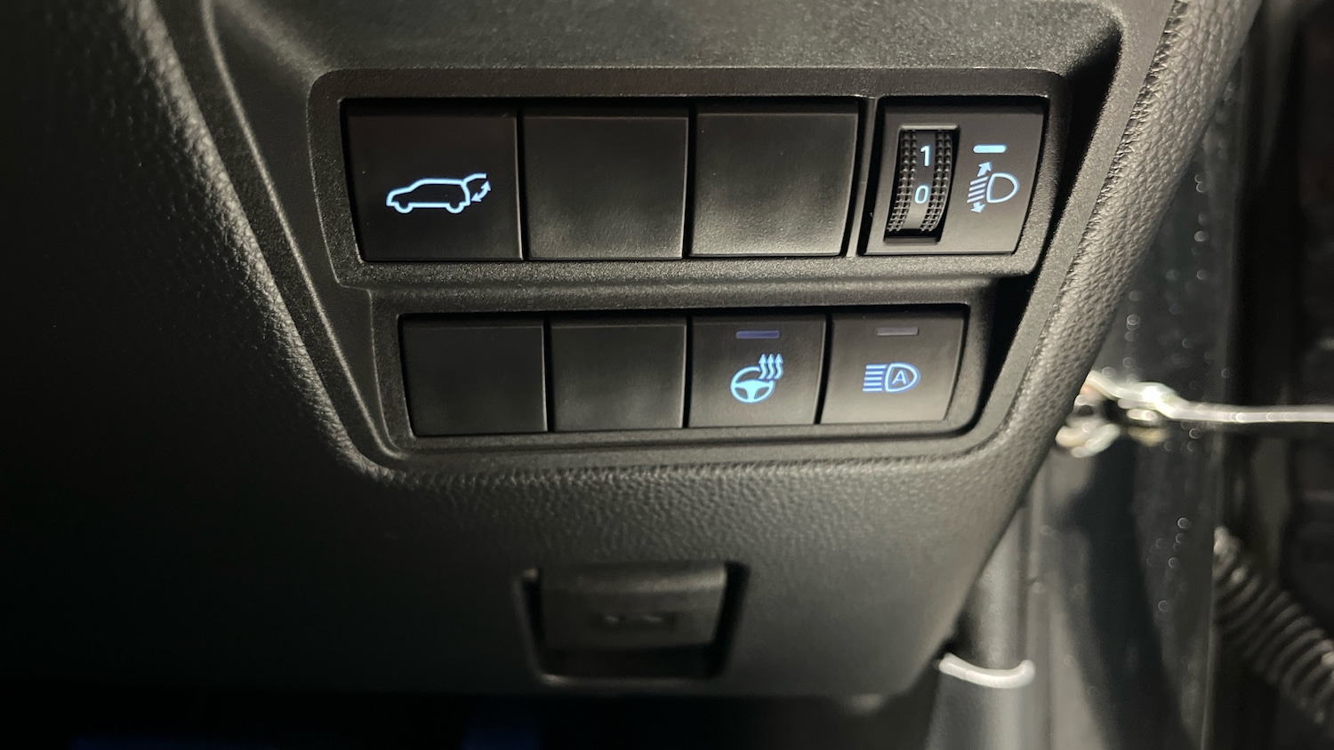 Used Toyota Yaris Cross 2023 for sale - 76127929: Photo 43