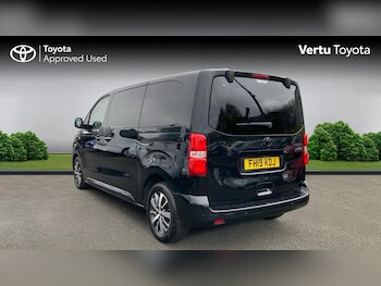 Used Toyota PROACE CITY Verso 2019 for sale - 77761733: Photo