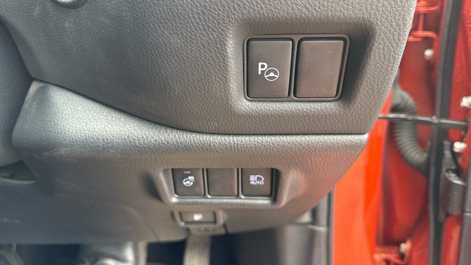 Used Toyota C-HR 2021 for sale - 78040195: Photo 31