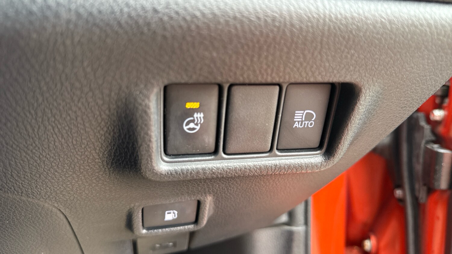 Used Toyota C-HR 2021 for sale - 78040195: Photo 32