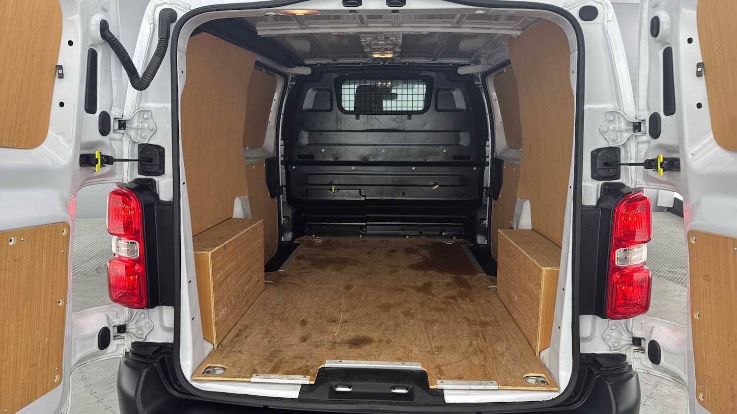 Used Toyota ProAce 2023 for sale - 77324367: Photo 14