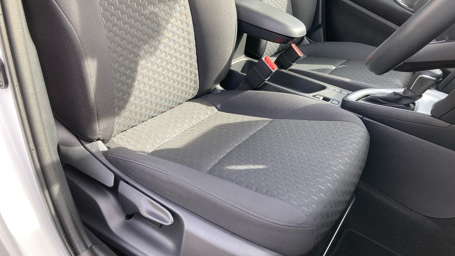 Used Toyota Yaris Cross 2024 for sale - 78162383: Photo 17