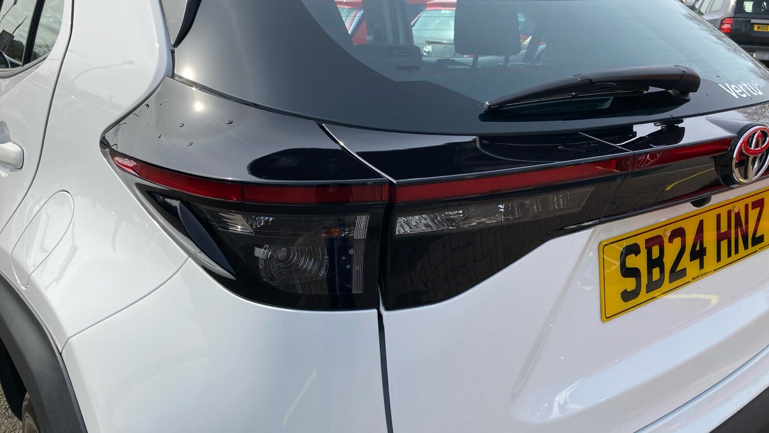 Used Toyota Yaris Cross 2024 for sale - 78162383: Photo 21