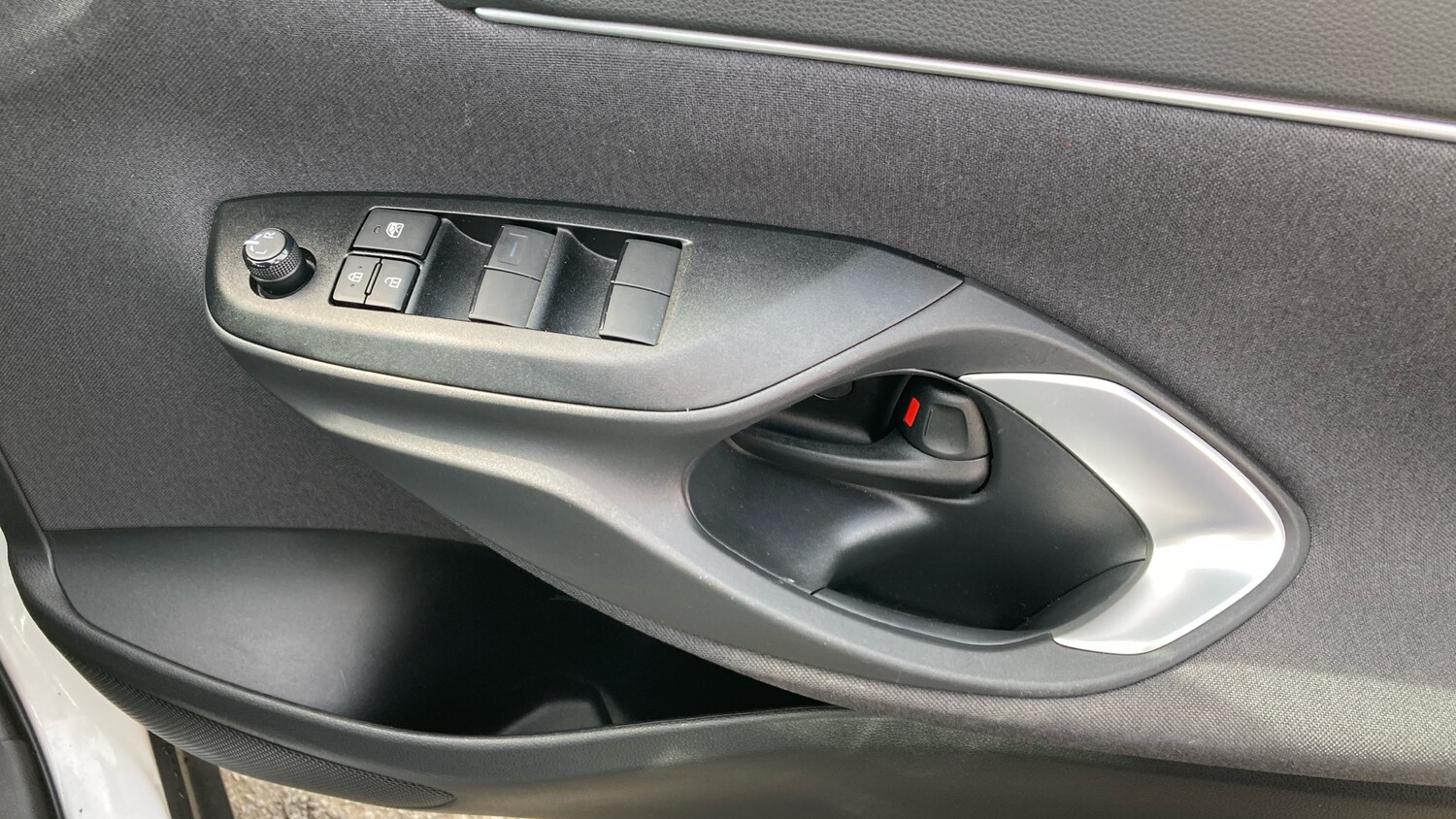 Used Toyota Yaris Cross 2024 for sale - 78162383: Photo 37