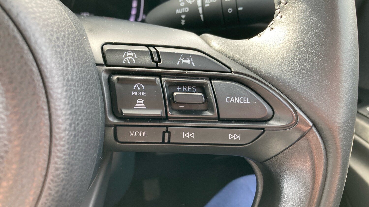 Used Toyota Yaris Cross 2024 for sale - 78162383: Photo 39