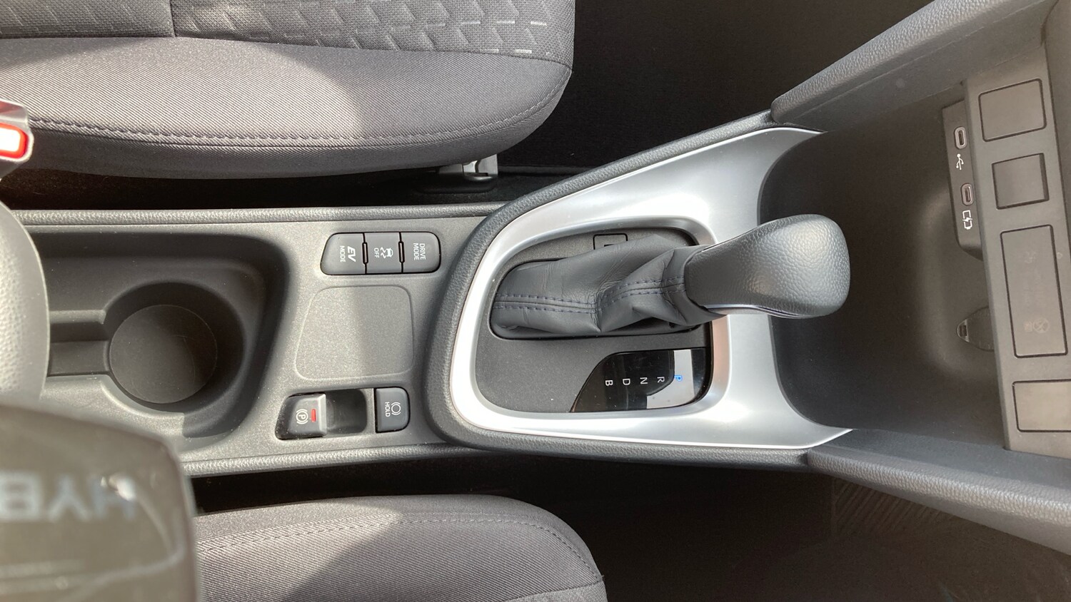 Used Toyota Yaris Cross 2024 for sale - 78162383: Photo 44