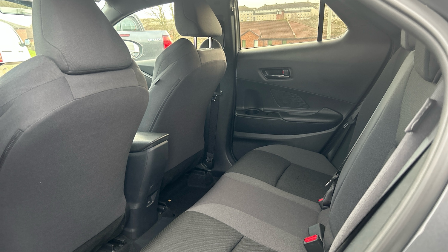 Used Toyota C-HR 2025 for sale - 76830539: Photo 13