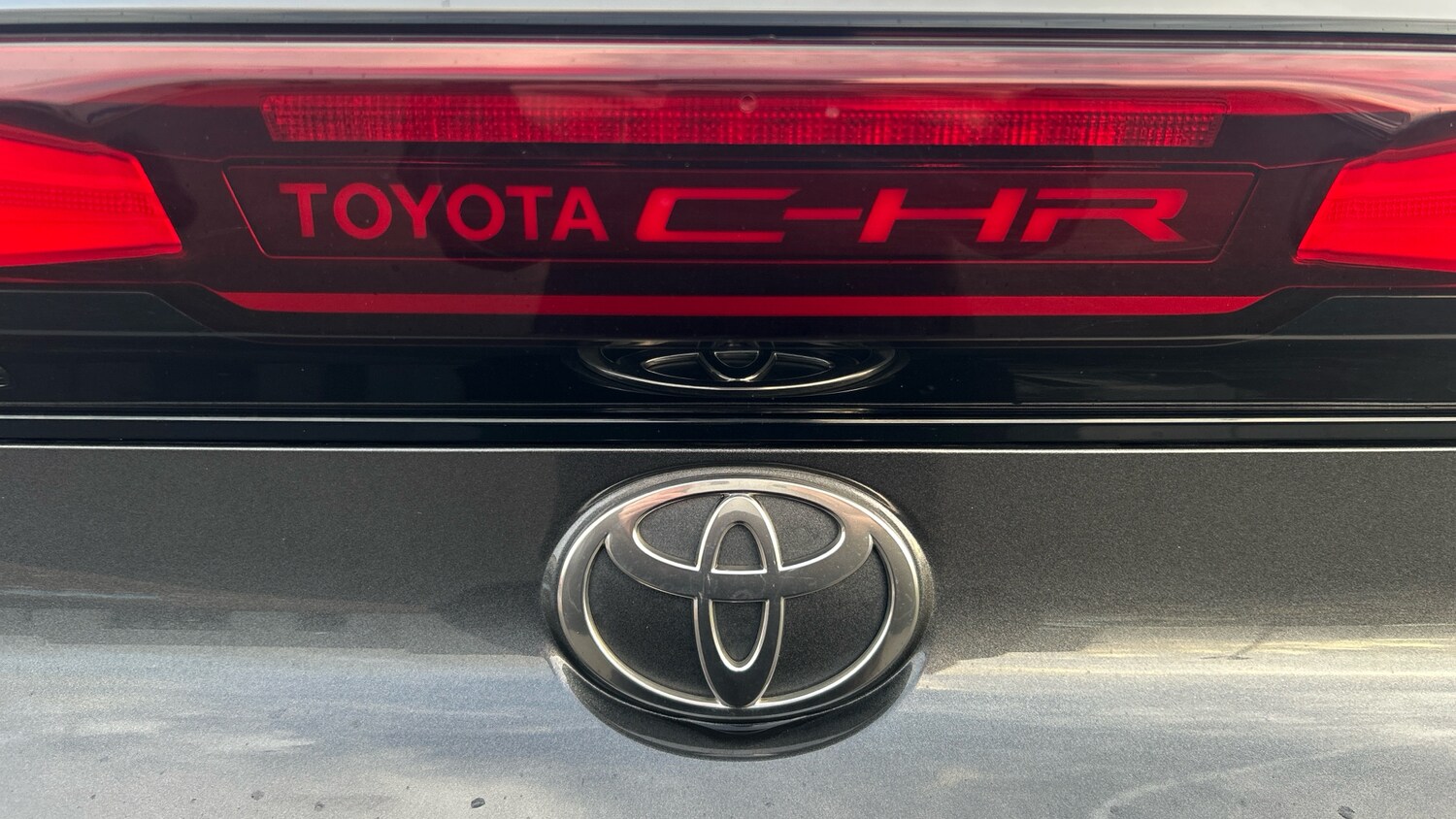 Used Toyota C-HR 2025 for sale - 76830539: Photo 28