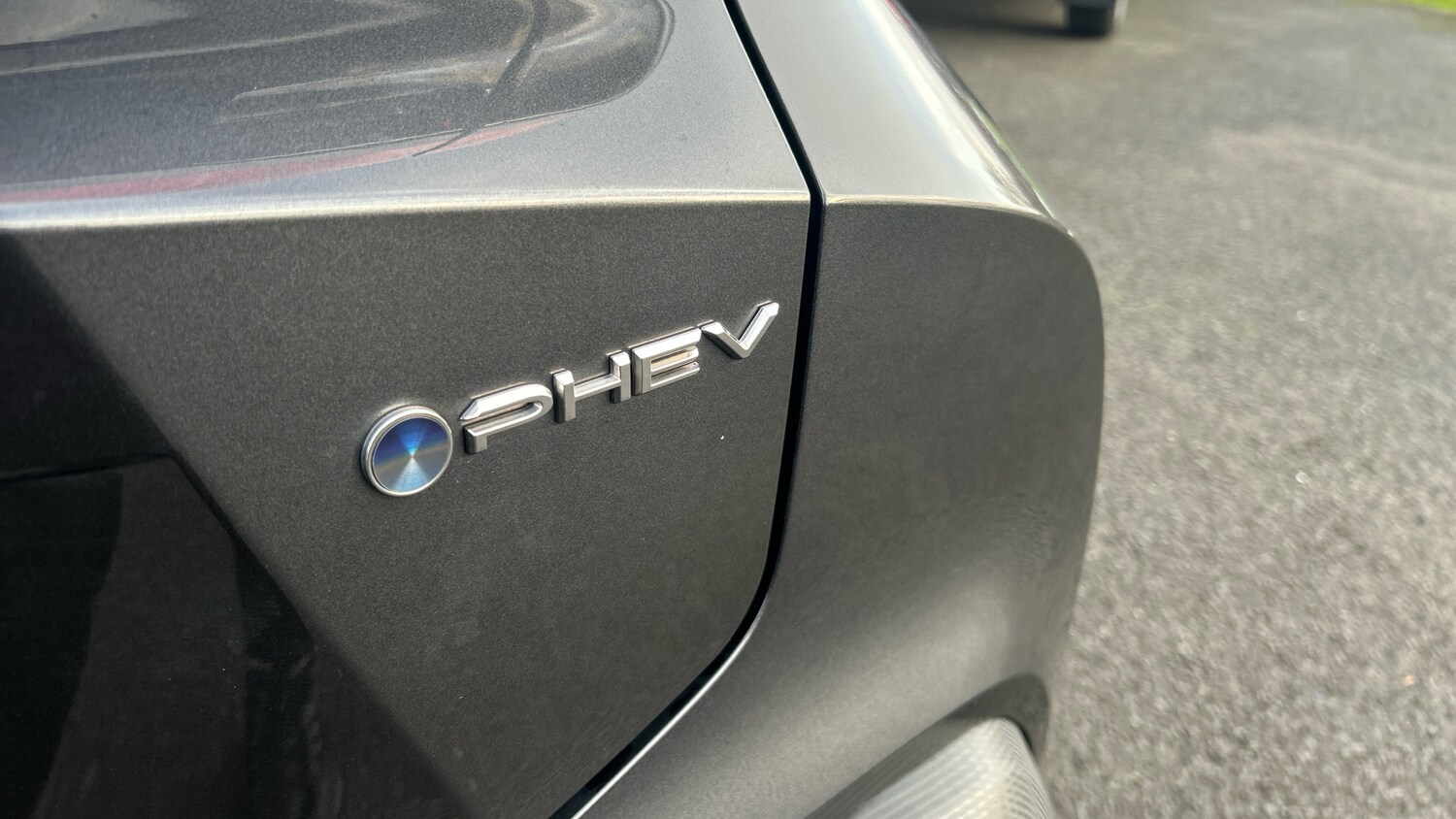 Used Toyota C-HR 2025 for sale - 76830539: Photo 29