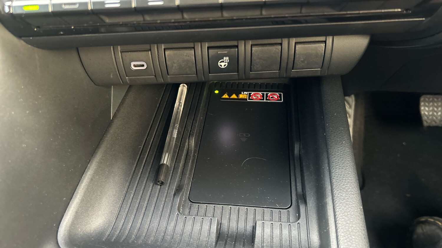 Used Toyota C-HR 2025 for sale - 76830539: Photo 41