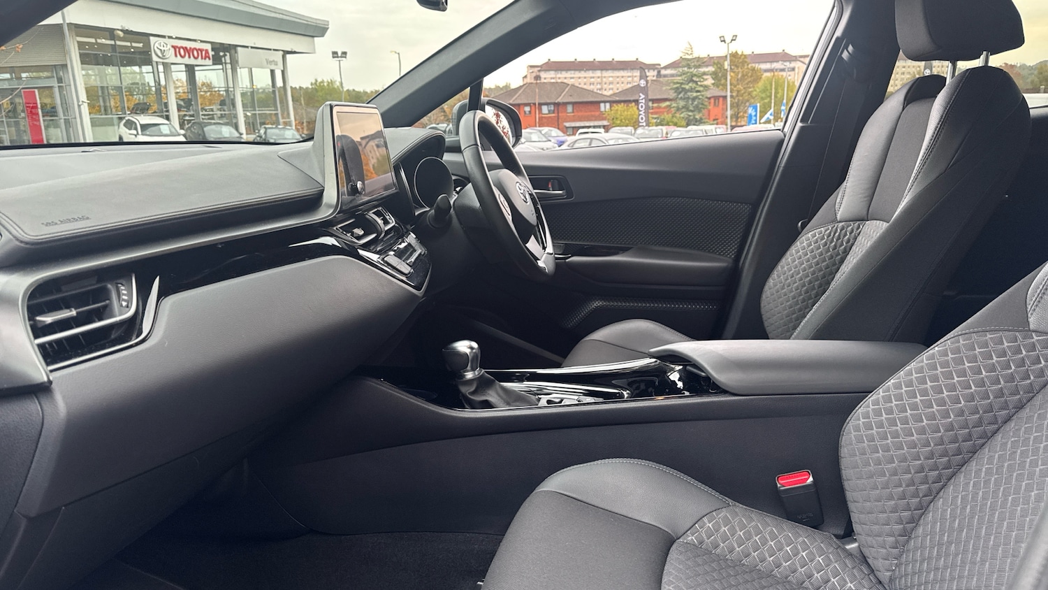 Used Toyota C-HR 2023 for sale - 76366847: Photo 10