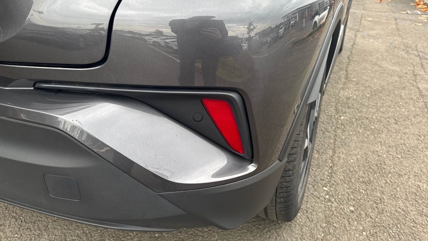 Used Toyota C-HR 2023 for sale - 76366847: Photo 28