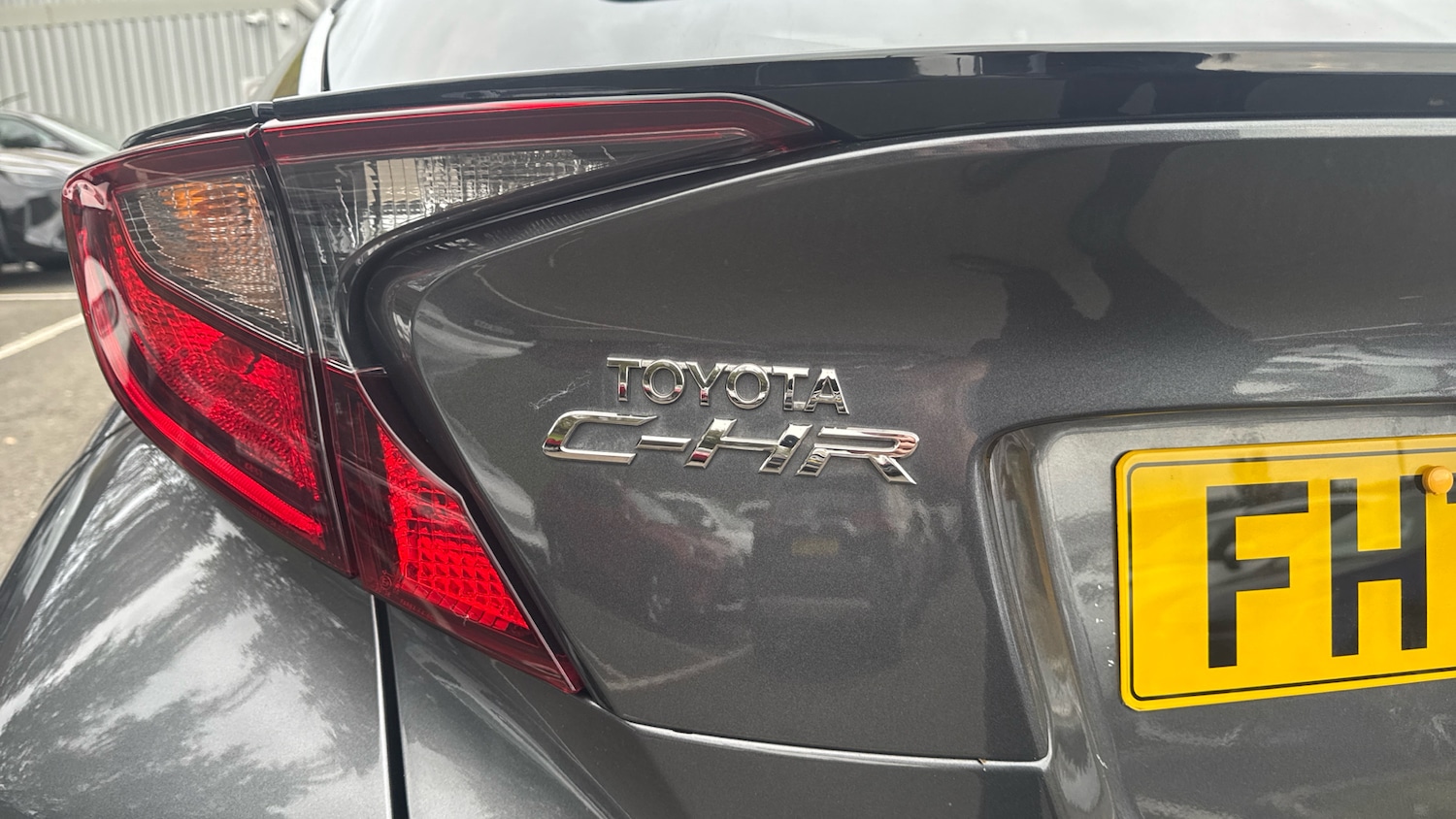 Used Toyota C-HR 2023 for sale - 76366847: Photo 31